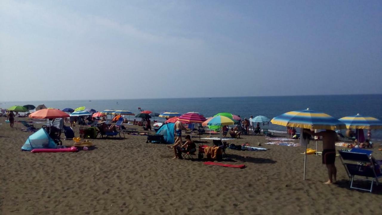 Le Esperidi Camping Ecoresort Marina Di Bibbona Zewnętrze zdjęcie